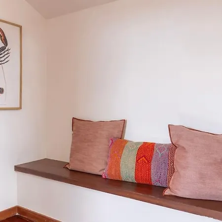Διαμέρισμα Authentic Lisbon Living With A View By Lovelystay *
