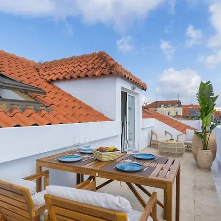 Authentic Lisbon Living With A View By Lovelystay Διαμέρισμα *