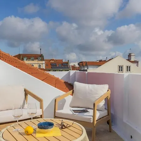Authentic Lisbon Living With A View By Lovelystay Lissabon