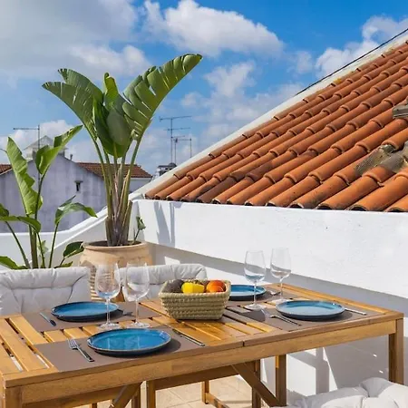 Διαμέρισμα Authentic Lisbon Living With A View By Lovelystay