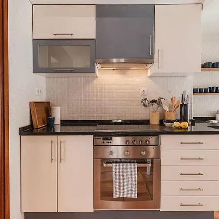 Authentic Lisbon Living With A View By Lovelystay Apartman *