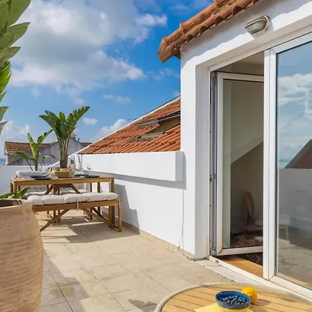 Authentic Lisbon Living With A View By Lovelystay Apartman Lisboa